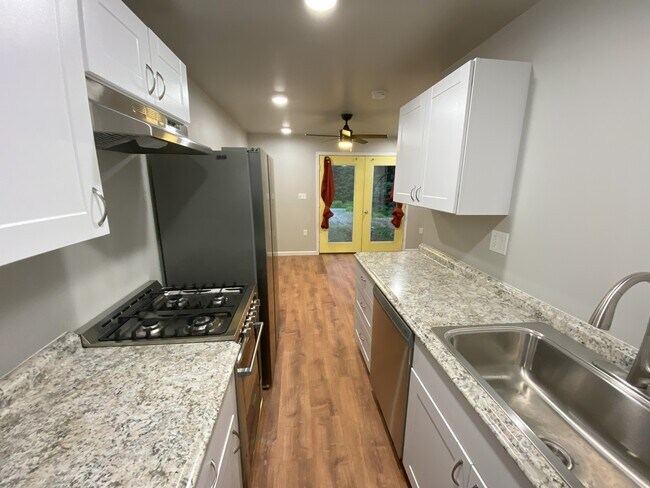 Photo - 1120 Eagle View Dr Unit A