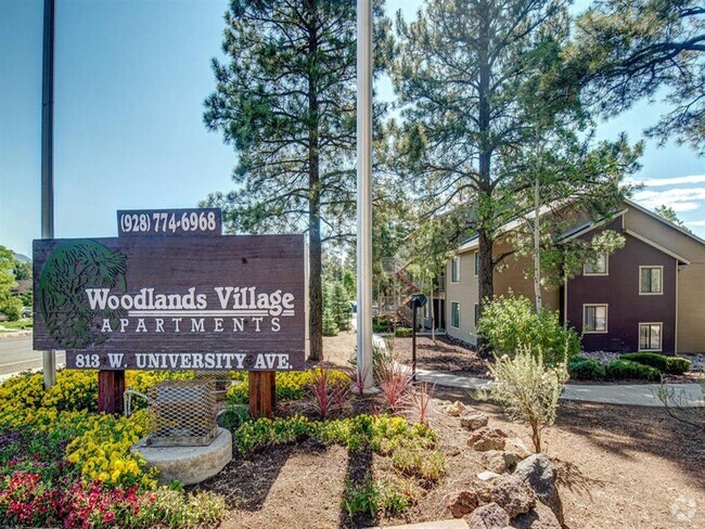 Building Photo - Woodlands Village Apartments