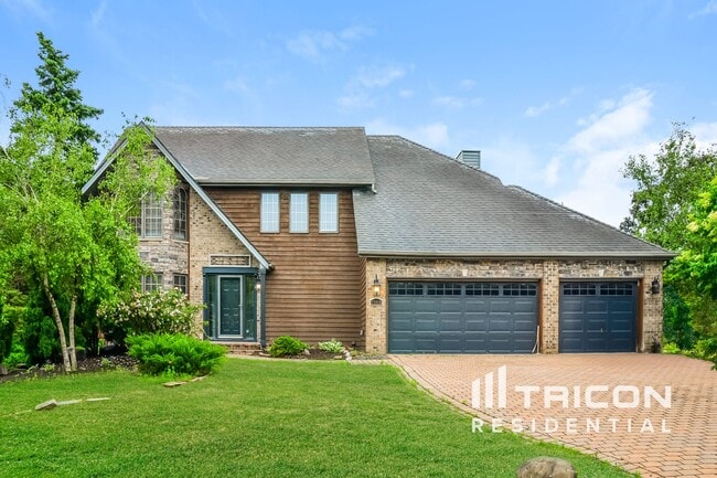 Building Photo - 17050 Javelin Ct Rental