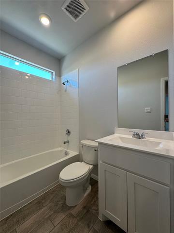 Photo - 912 Rothville Ln