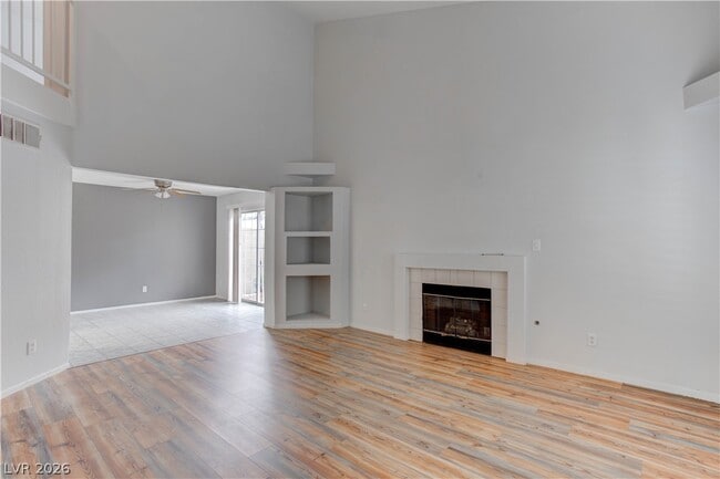 690 Ambling Gait Ave