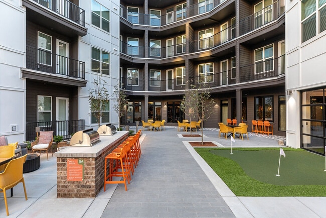 Photo - Broadstone Berry Hill