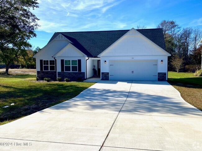 Building Photo - 352 Chadwick Acres Rd Rental