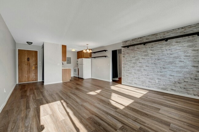 Photo - 3522 Harriet Ave Unit 106