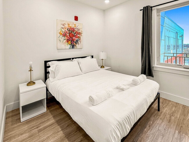 Photo - 2400 E Huntingdon St Unidad ID1231679P