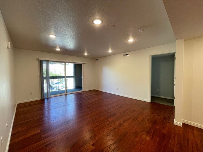 Photo - 2244 N Canyon Rd Unit 103