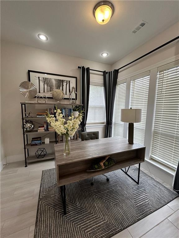 Photo - 606 Mill Pond Wy