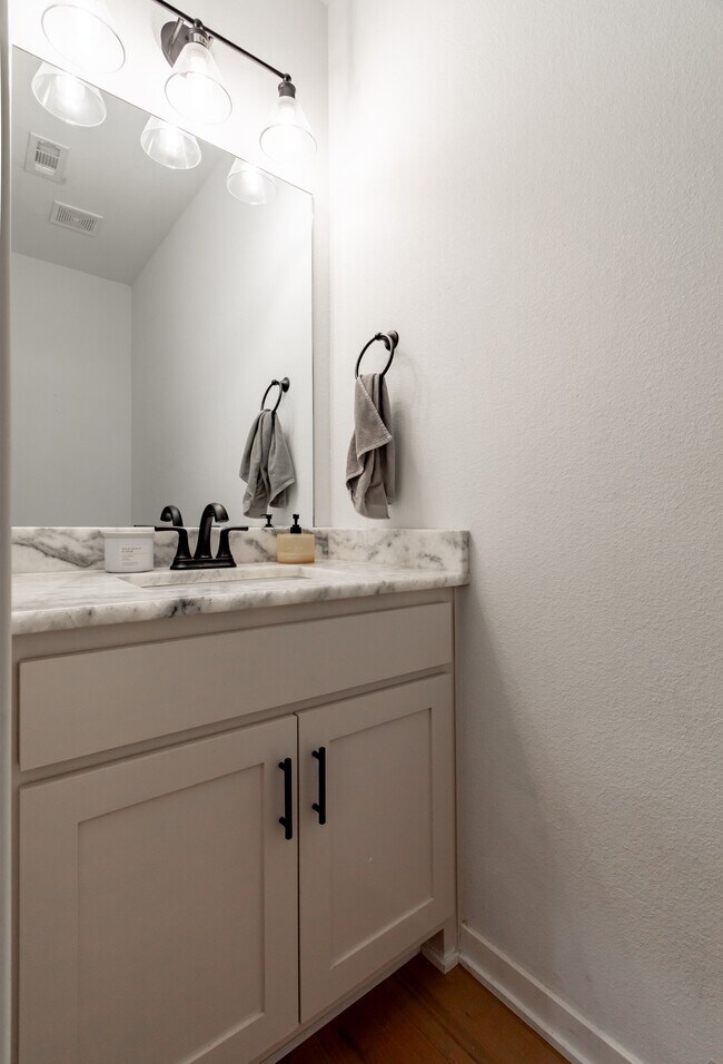 Photo - Holly Luxury Living