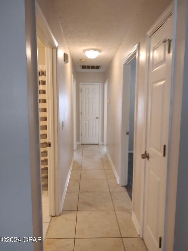 Photo - 1604 Vecuna Cir