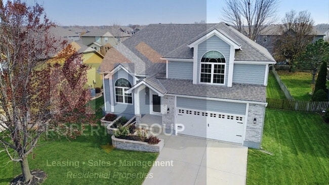 Photo - Beautiful 4 Bedroom / 3 Bath Home in Olathe