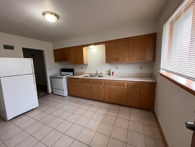Photo - 3465 S 83rd St