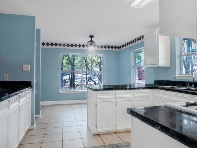 Photo - 1107 Delano St