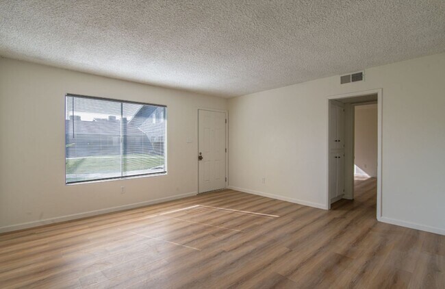 Photo - 2608 Ashe Rd Unidad 2608 Ashe Road  D