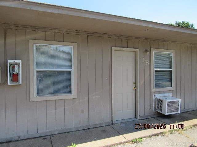 Photo - 1313 McNutt Rd Apartment Unit 18