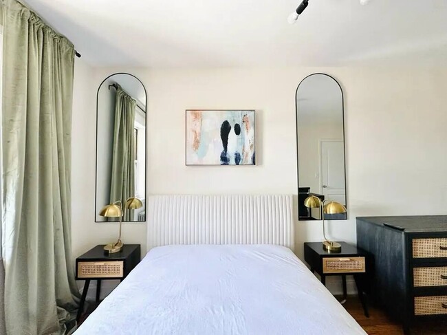 Photo - Nice room in a good neighborhood Unit 4