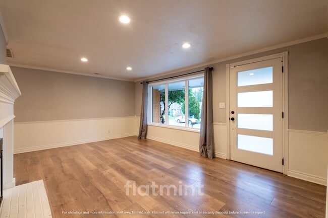 Photo - 16111 Stone Ave N