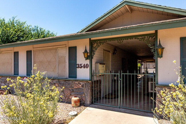 Photo - 3540 E Montecito Ave Unit 3