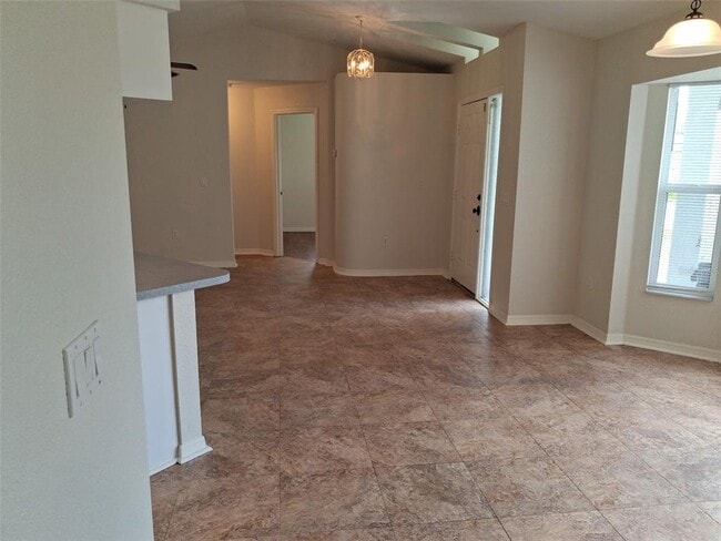 Photo - 2420 Dumont Ln