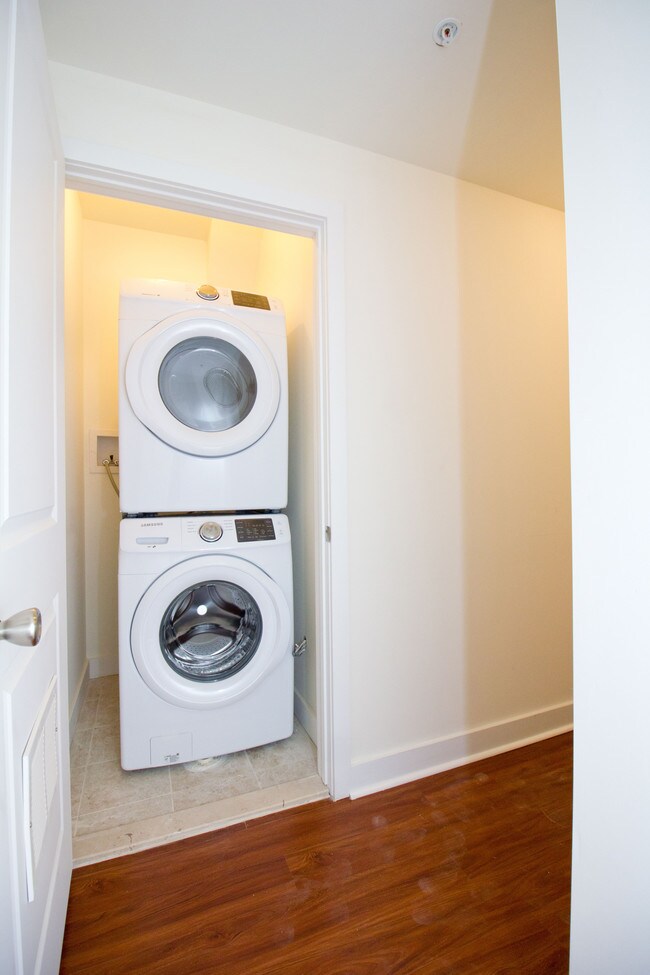 Photo - 6026 Market St Unit 2