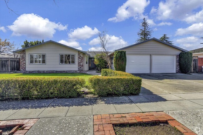 Building Photo - Tons of Space l Great Schools l Prime Sili... Rental