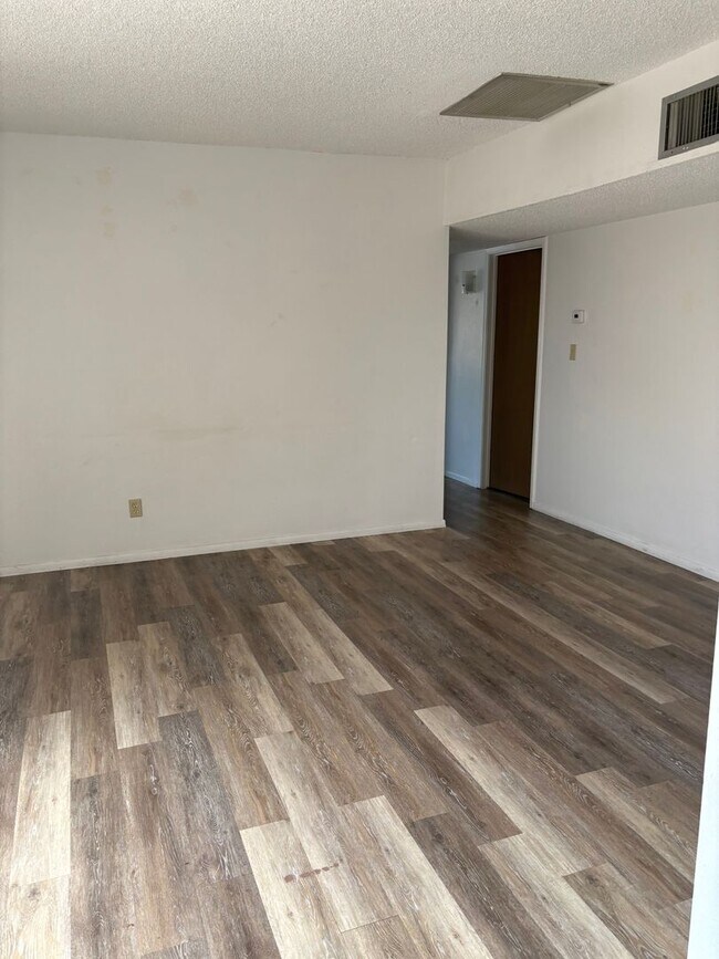 Photo - Cute Apt Unit A