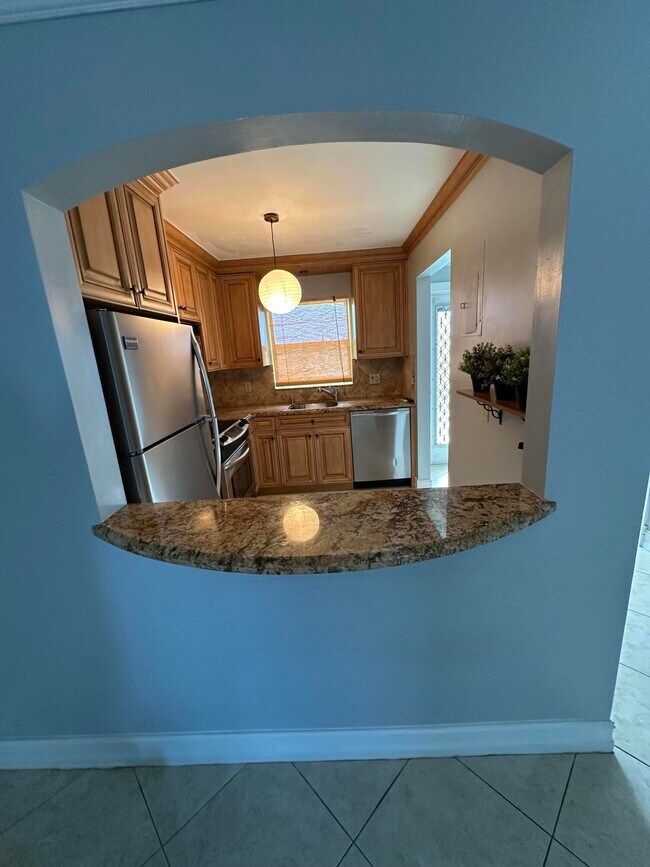 Photo - 9949 Sandalfoot Blvd Unidad Apt 533