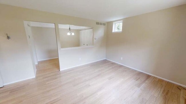 Photo - 529 Longshore Dr Unit A