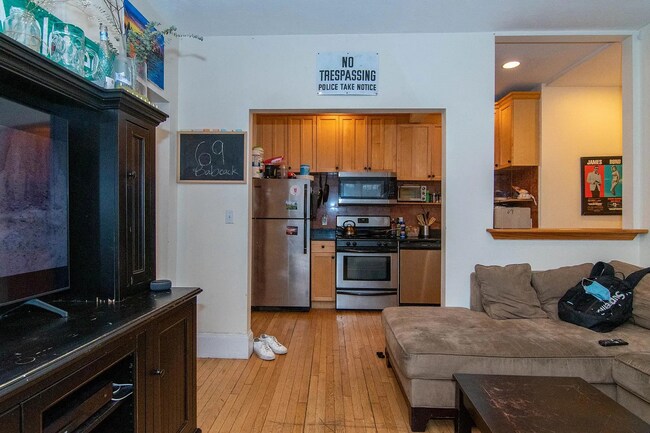 38 Babcock St Unit 3