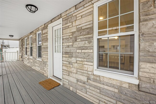 Photo - 195 Oceanview Ave