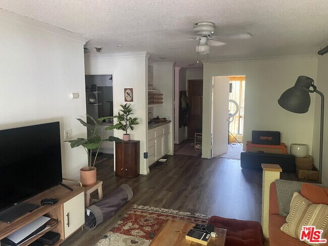 5036 Echo St Unit 308