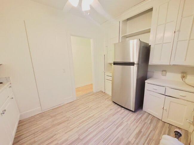 Photo - 639 Summer St Unit Q