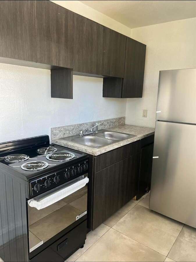 Photo - 741 NW 3rd Ave