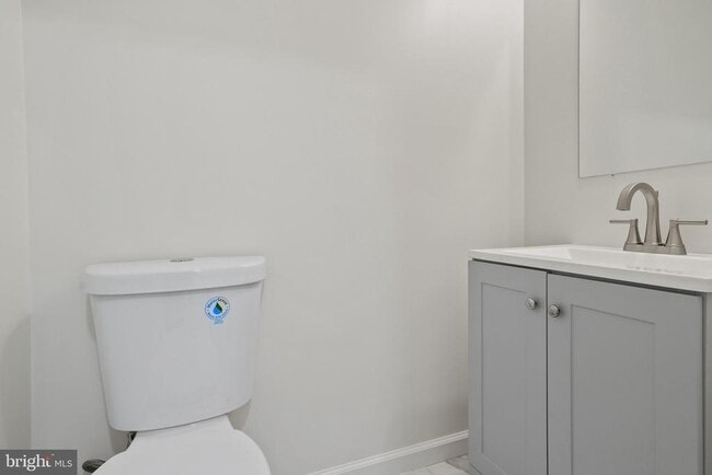 Photo - 112 N Hilton St