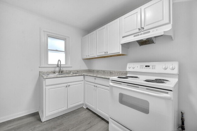 Photo - 2383 Hiawatha Park Dr Unit 2383