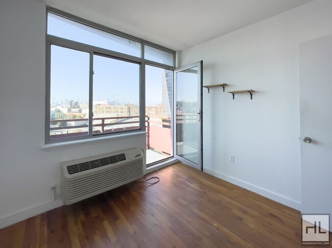 Photo - NOLL STREET / Spacious 2- Bed 1-Bath / Bal... Unit 5A