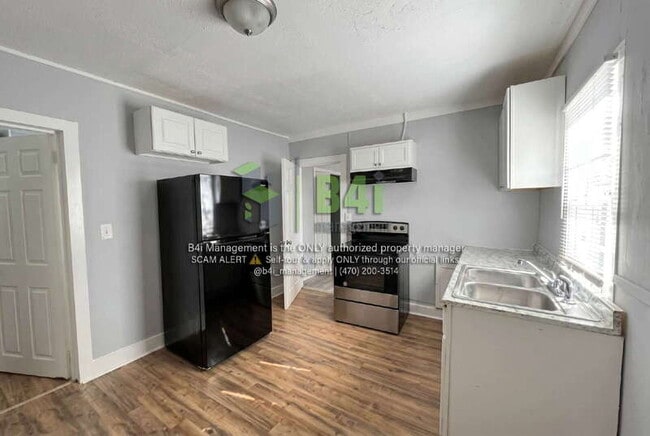 Photo - 518 2nd Ave