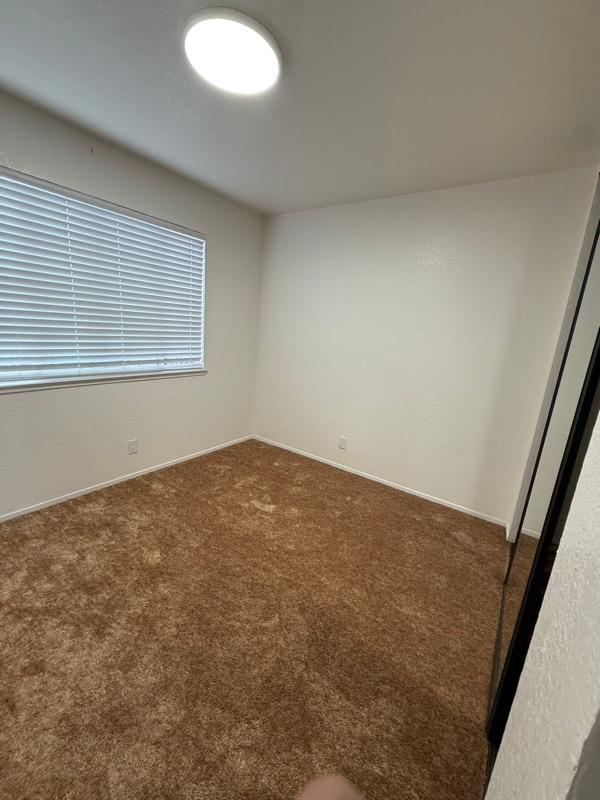 103 E Lewelling Blvd Unit 7 upstairs