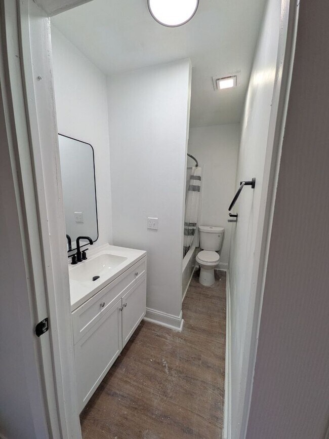 Photo - 3 bedroom minutes from Gordon Square and Ohio City