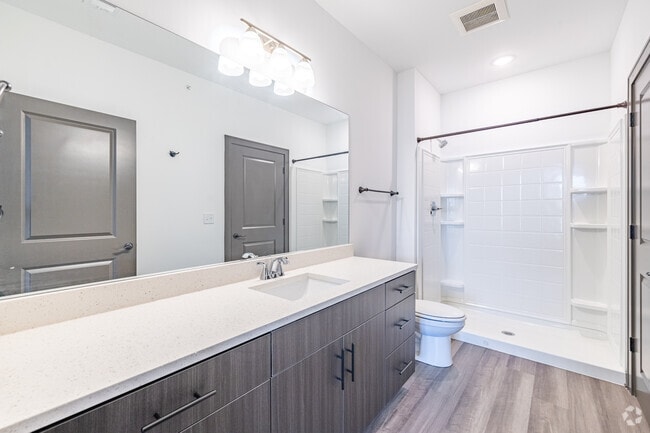 1BR, 1BA - 740SF - Bathroom - GreenBerry Apartments