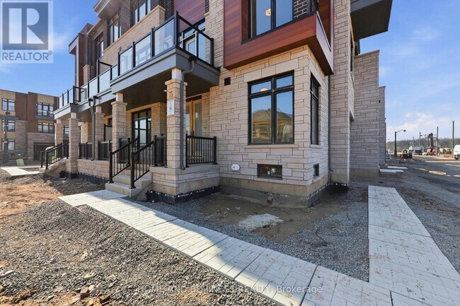 Photo - 75 Jack Bowerbank Blvd