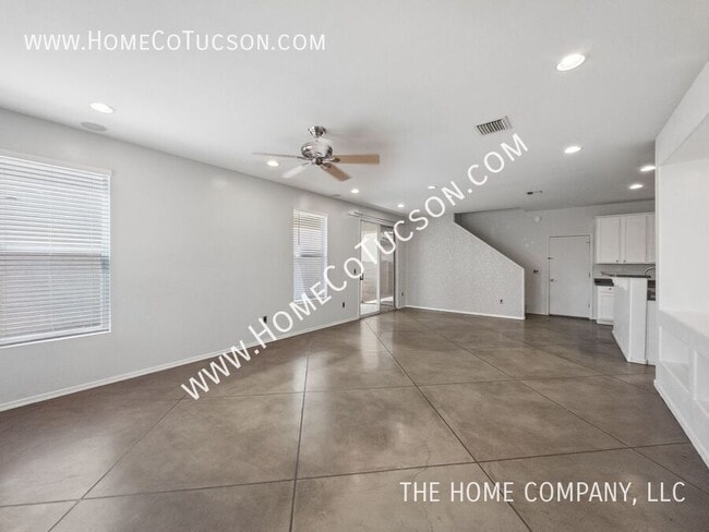 Photo - 5749 E Bellow Ln