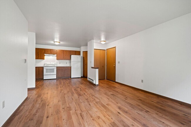 Photo - Weston Pines Apartments