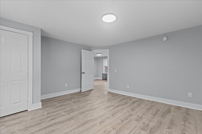 Photo - 43-47 Willow St Unit 43 Willow St - Available Now