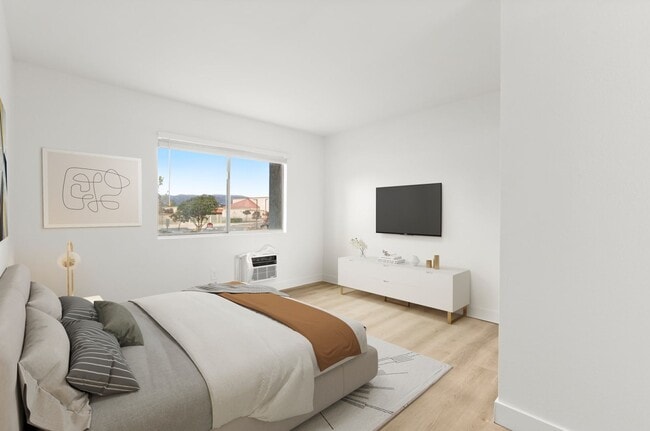 Photo - Bevia Apartments ||