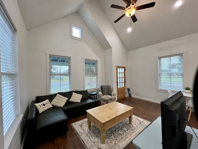 Photo - 1410 Prince St