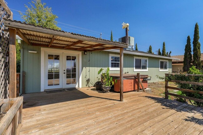Photo - Beautiful Home w/ Panoramic Views!! (Lake California)