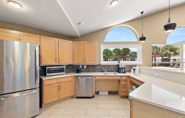 Regency Palms Apartments