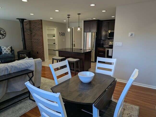 Photo - 20 Central St Unit 405