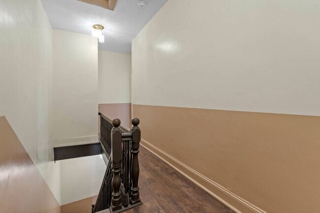 Photo - 170 Washington Ave