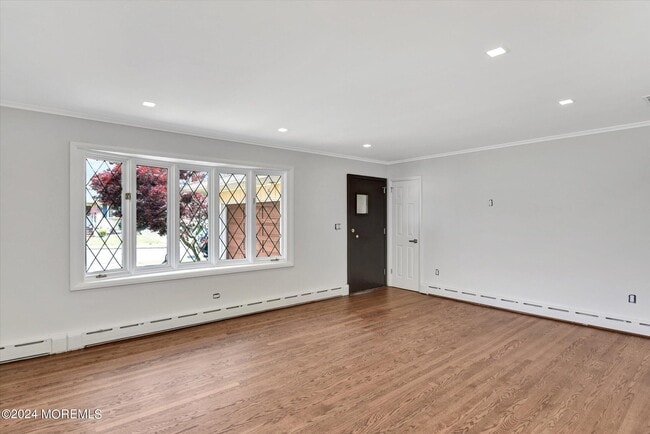 Photo - 5 Hilltop Ave